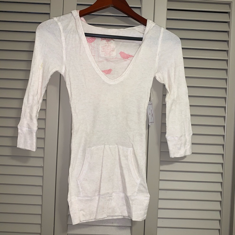 NWT Cream Colored Knit 3/4 Sleeved Top w/ Hood S